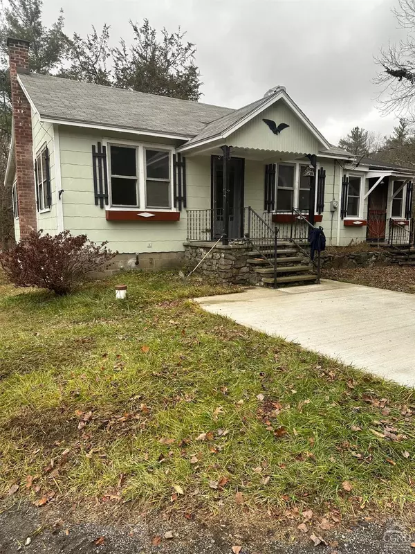 Ghent, NY 12075,8 schnackenberg RD