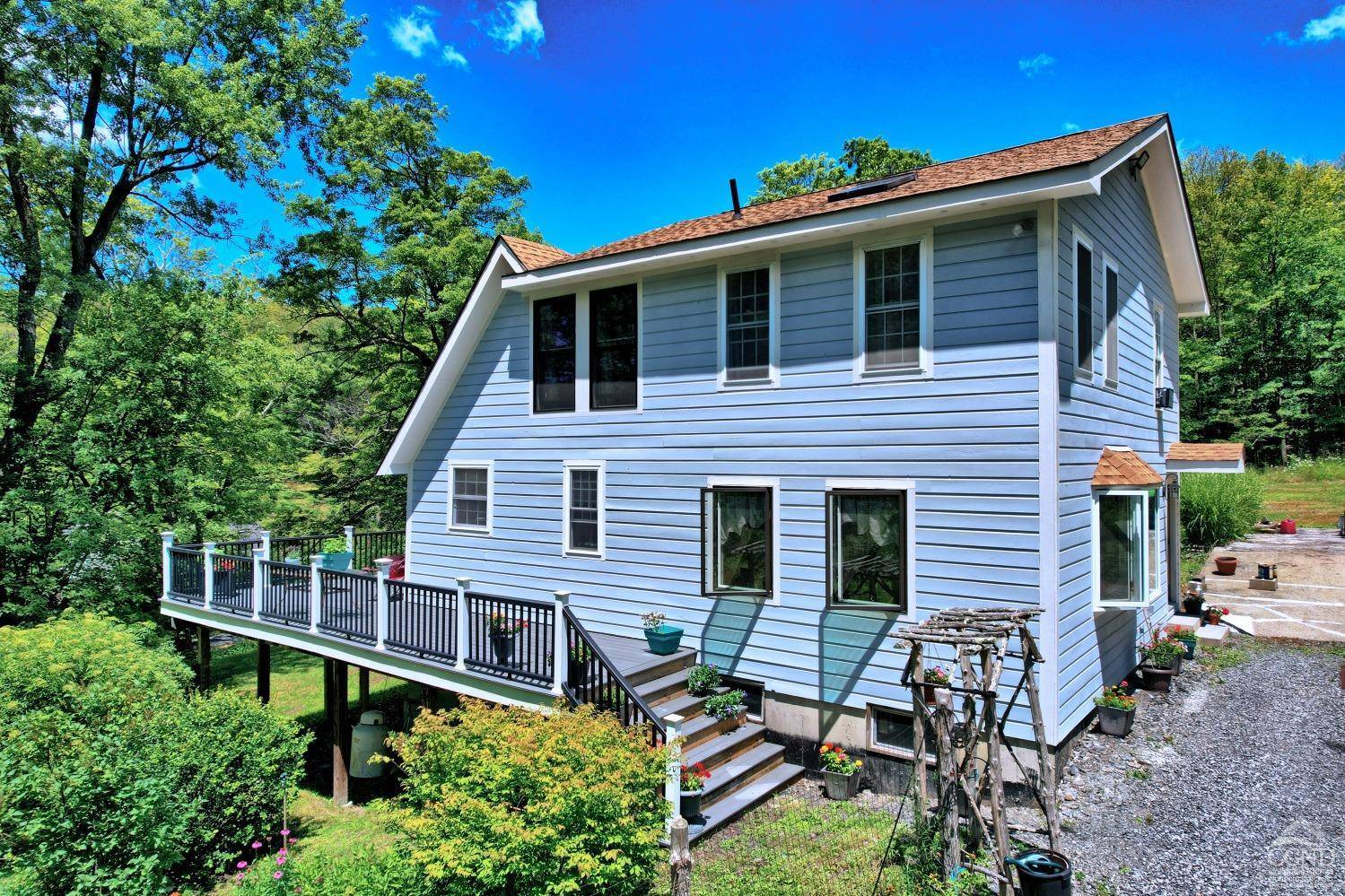 Ancram, NY 12502,630 County Route 11