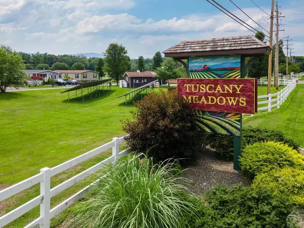 Durham, NY 12423,9 Tuscany MDWS