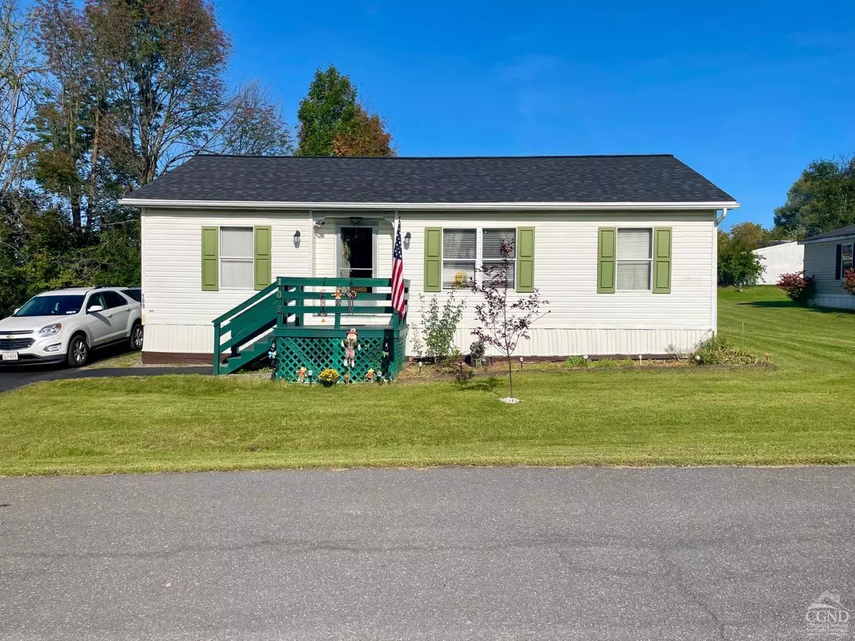 Cobleskill, NY 12043,108 Lantern LN