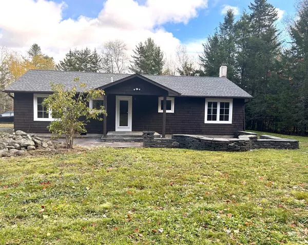 Hunter, NY 12442,62 Clum Hill RD