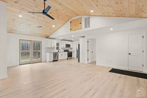 Round Top, NY 12473,19 Blackhead Mountain RD