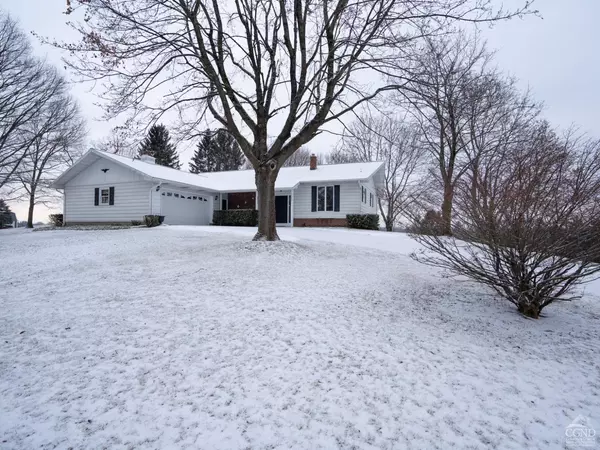 1140 Van Hoesen, Schodack, NY 12033