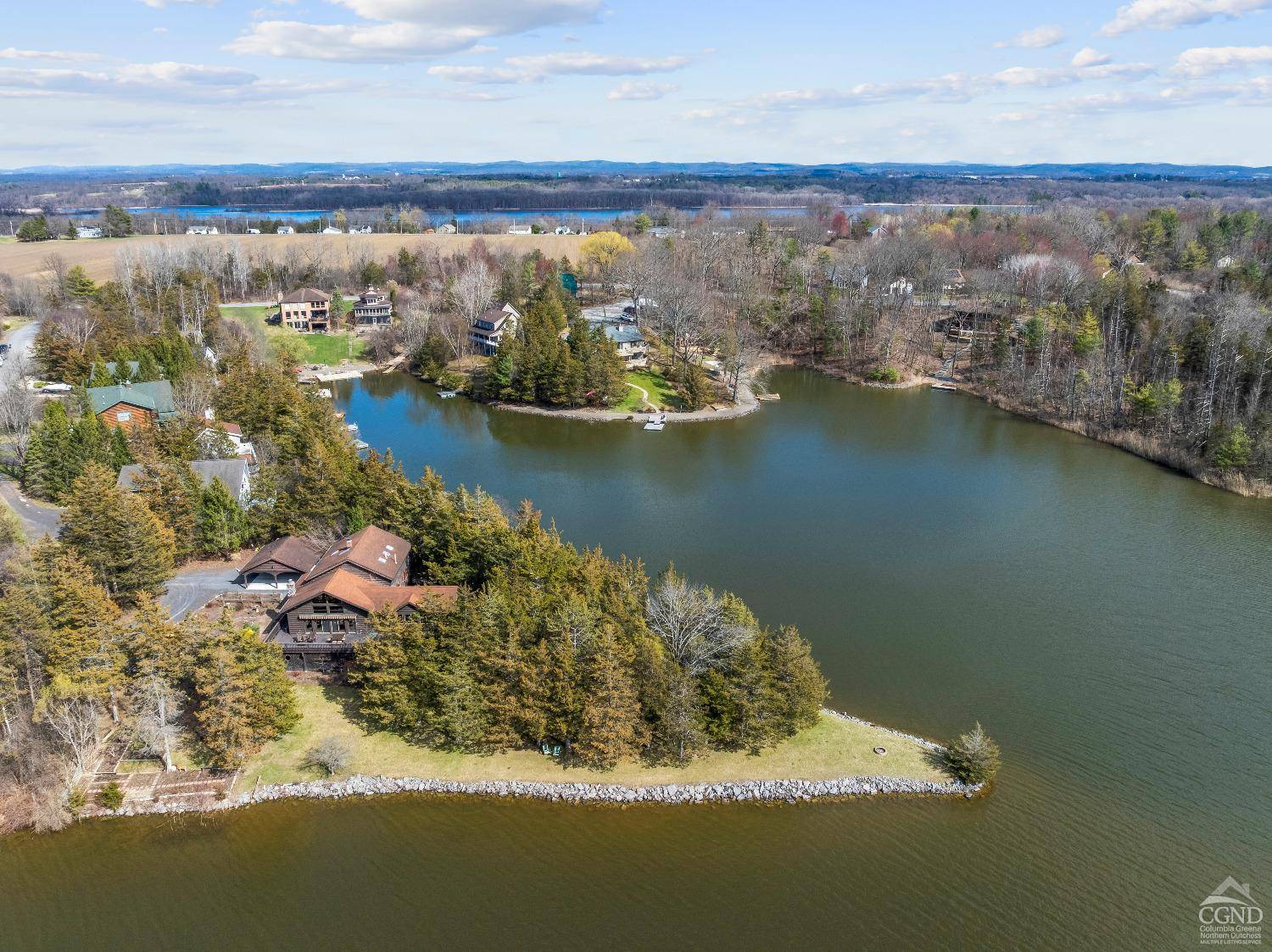 Athens, NY 12015,43 Dutchman Drive