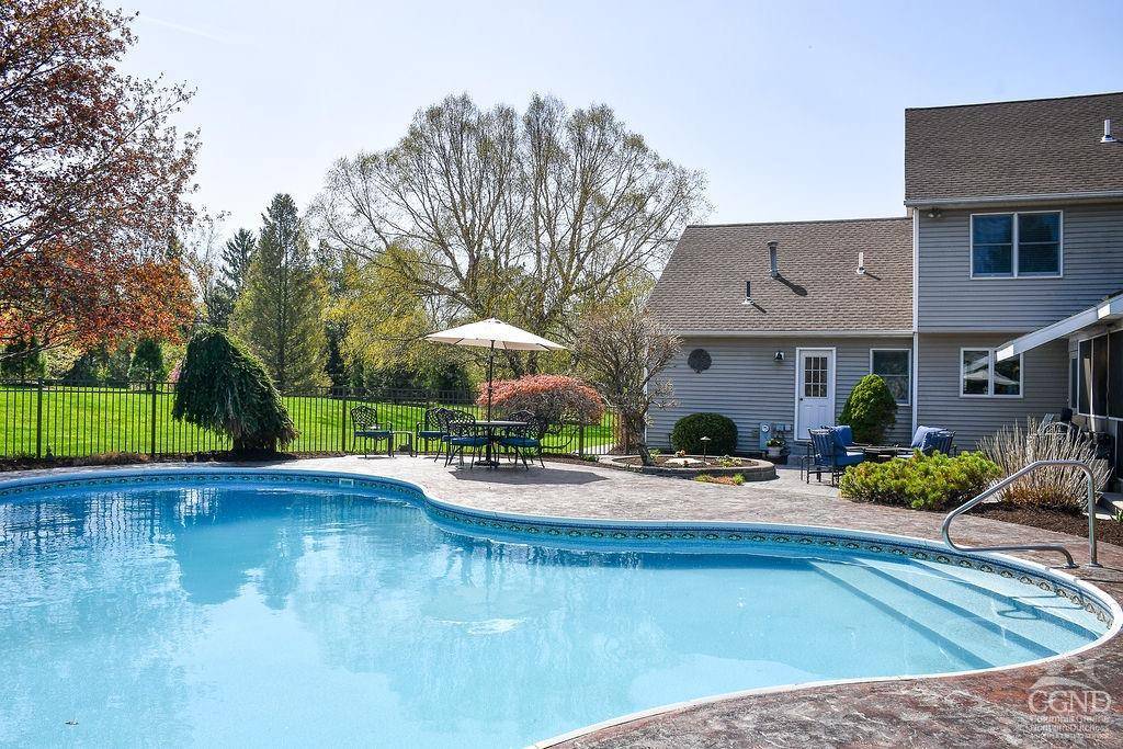 Valatie, NY 12184,57 Blossoom LN