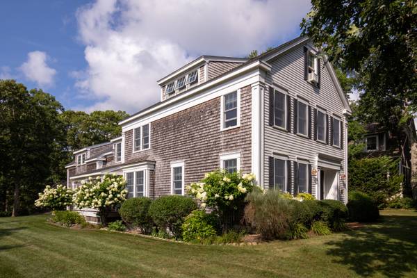 Vineyard Haven, MA 02568,227 Lake Street