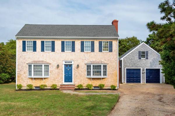 Edgartown, MA 02539,2 Katama Drive