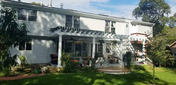 13 Leonard Circle, Vineyard Haven, MA 02568