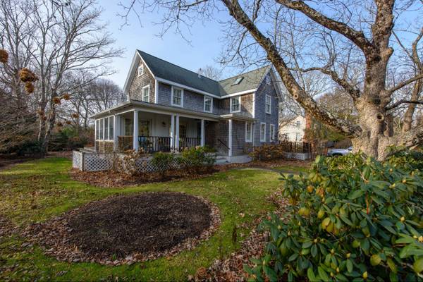 184 Franklin Street, Vineyard Haven, MA 02568