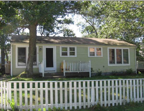 38 Boxberry Avenue, Vineyard Haven, MA 02568