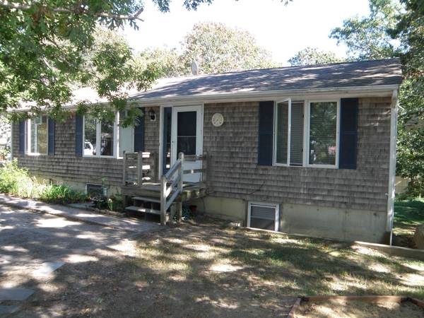 1 Teaberry Circle, Edgartown, MA 02539