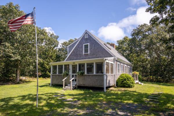 Edgartown, MA 02539,1 Forest Circle