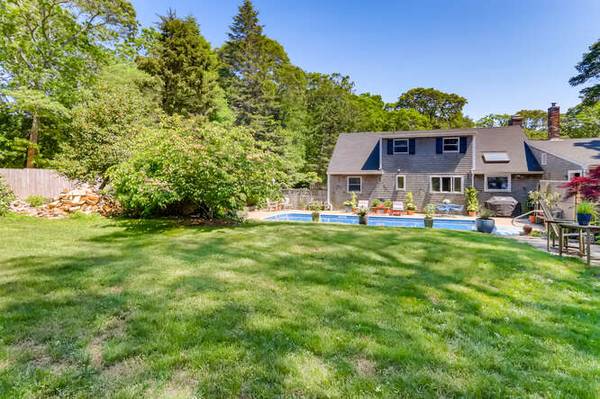 377 State Road, West Tisbury, MA 02575