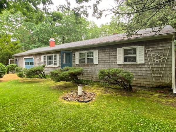 328 State Road, West Tisbury, MA 02575