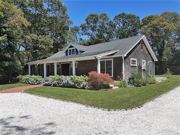 21 & 23 Panola Avenue, Oak Bluffs, MA 02557