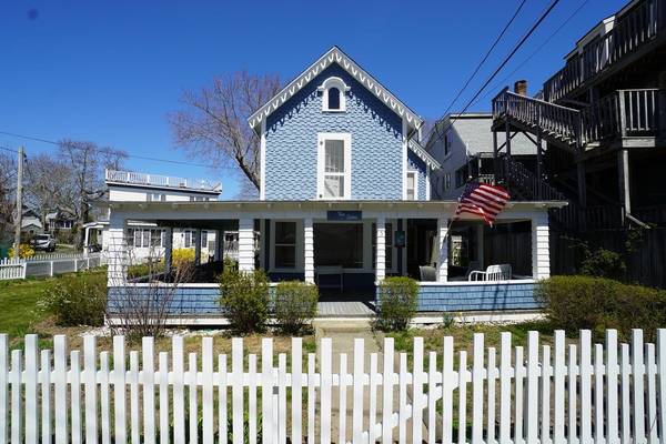 5 Tabernacle Avenue, Oak Bluffs, MA 02557