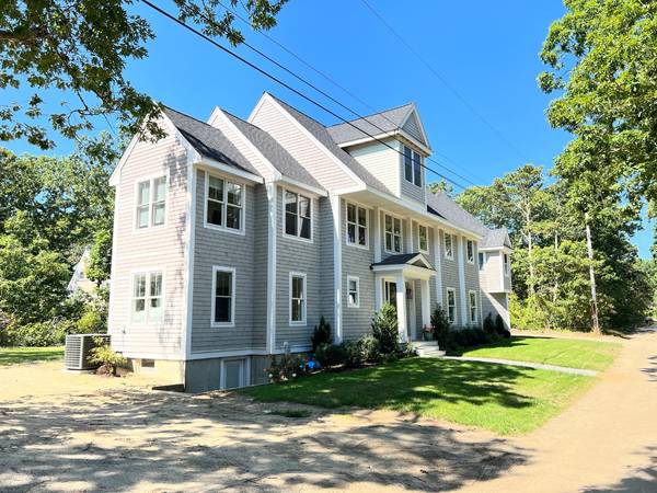 99 The Boulevard, Edgartown, MA 02539