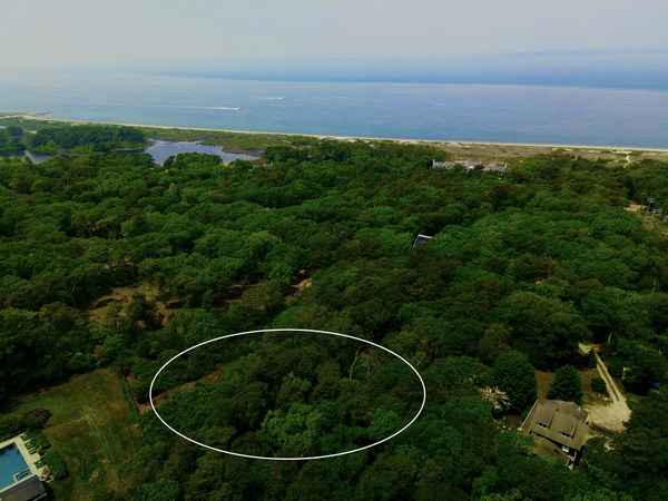 0 Crowell Lane, Vineyard Haven, MA 02568