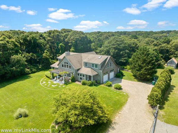 Vineyard Haven, MA 02568,36 Burts Way