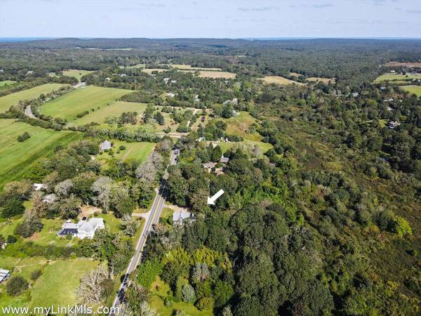 West Tisbury, MA 02575,986 State Road