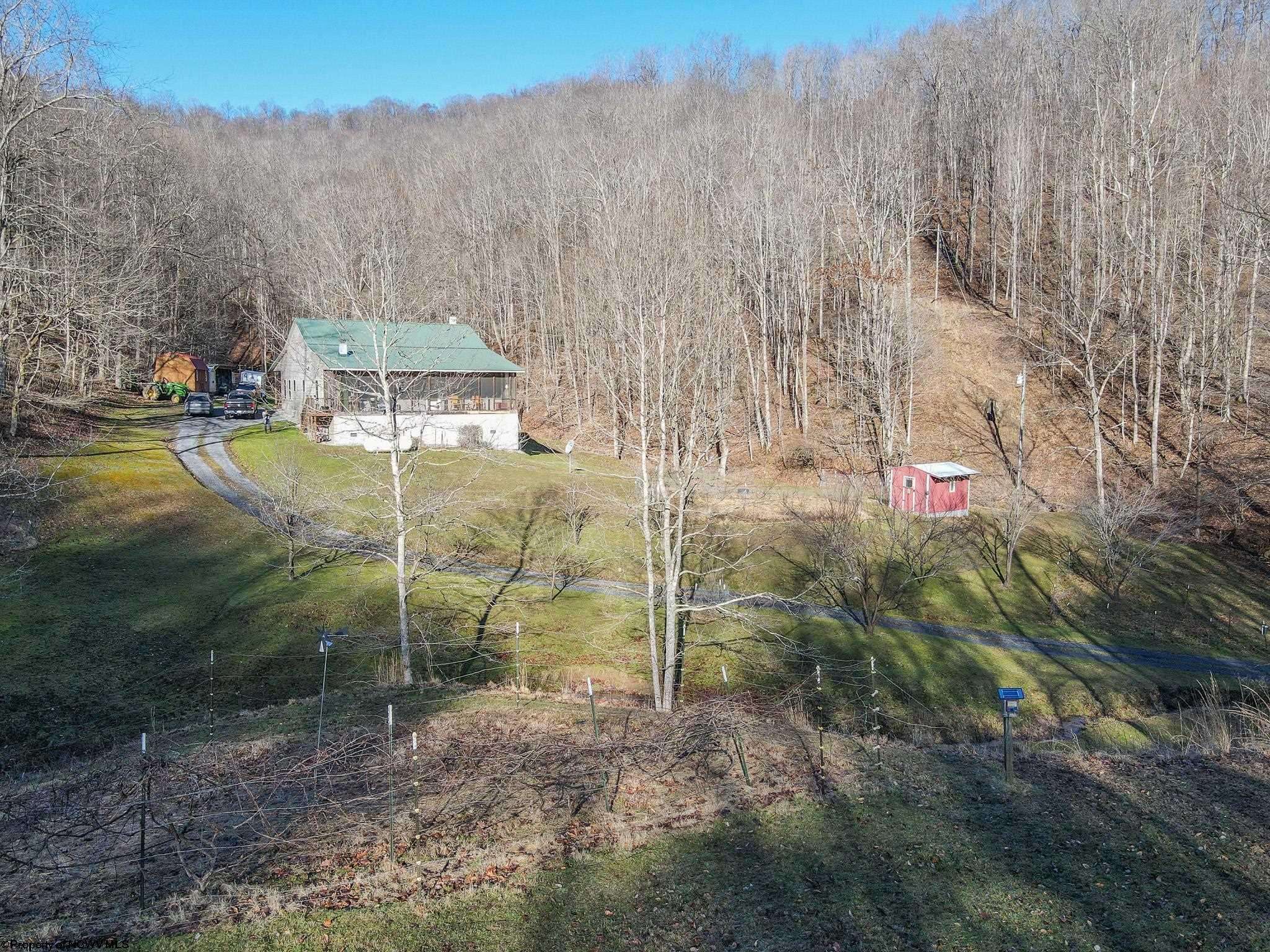 600 Bear Hollow, Gassaway, WV 26624