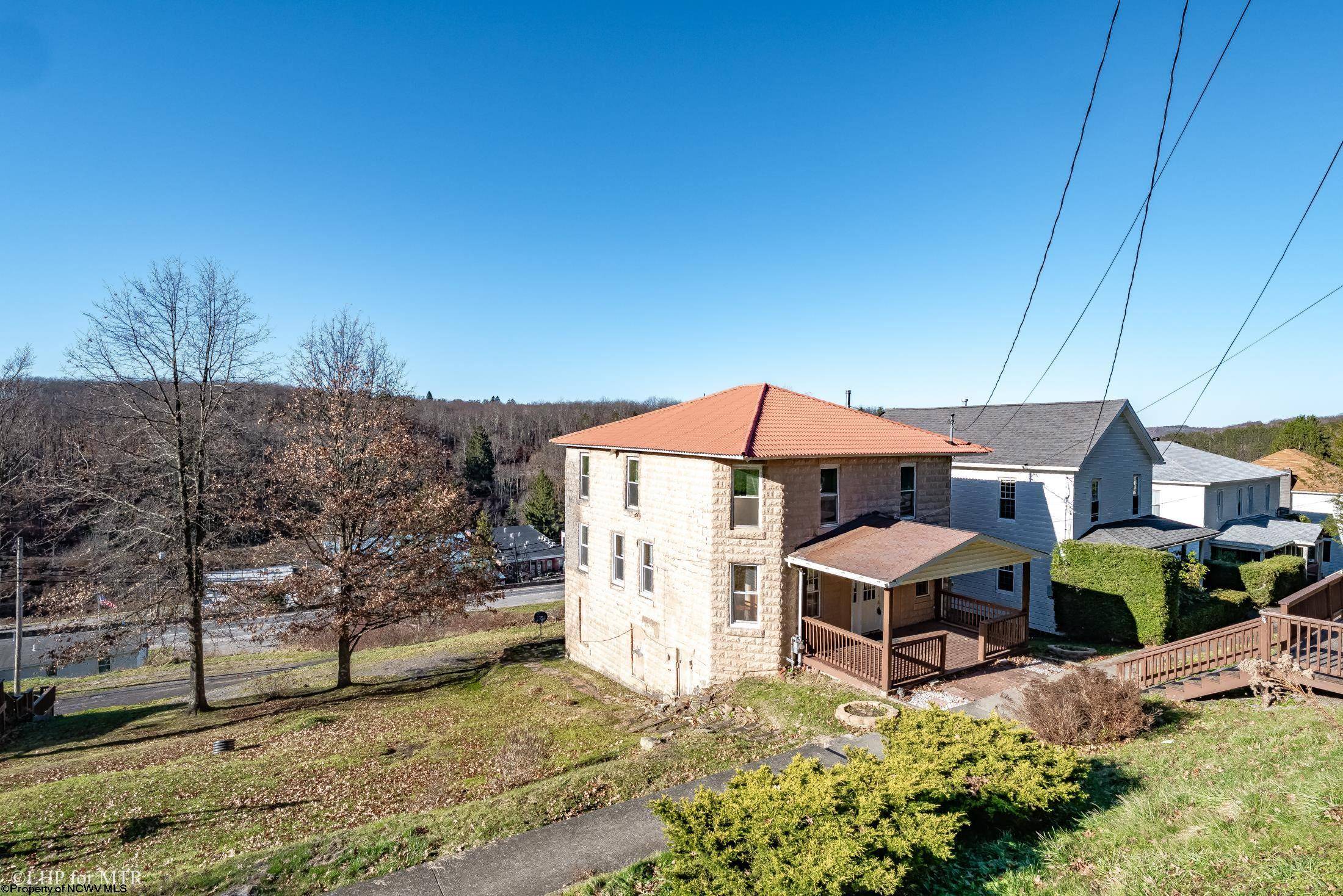 233 Brown Street, Thomas, WV 26292