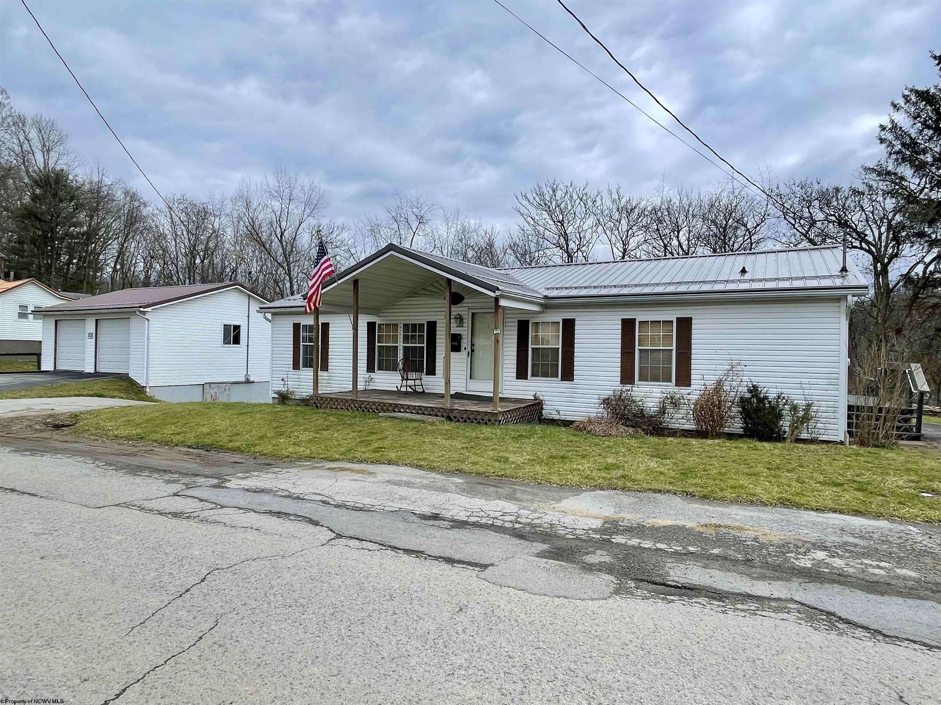 106 Harrison Avenue, Weston, WV 26452