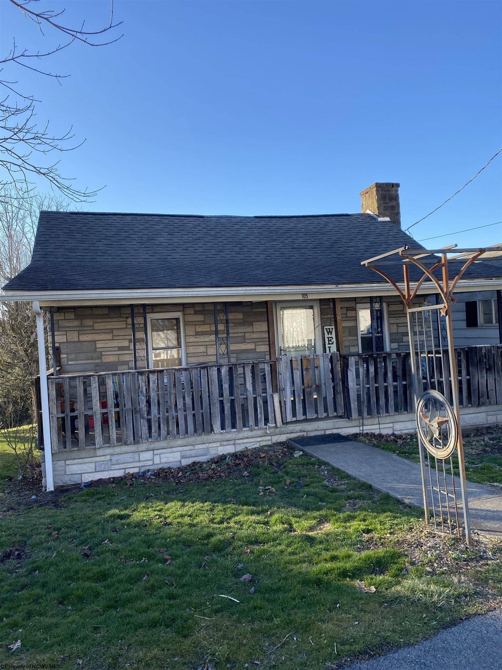 105 Stone Street, Fairview, WV 26570