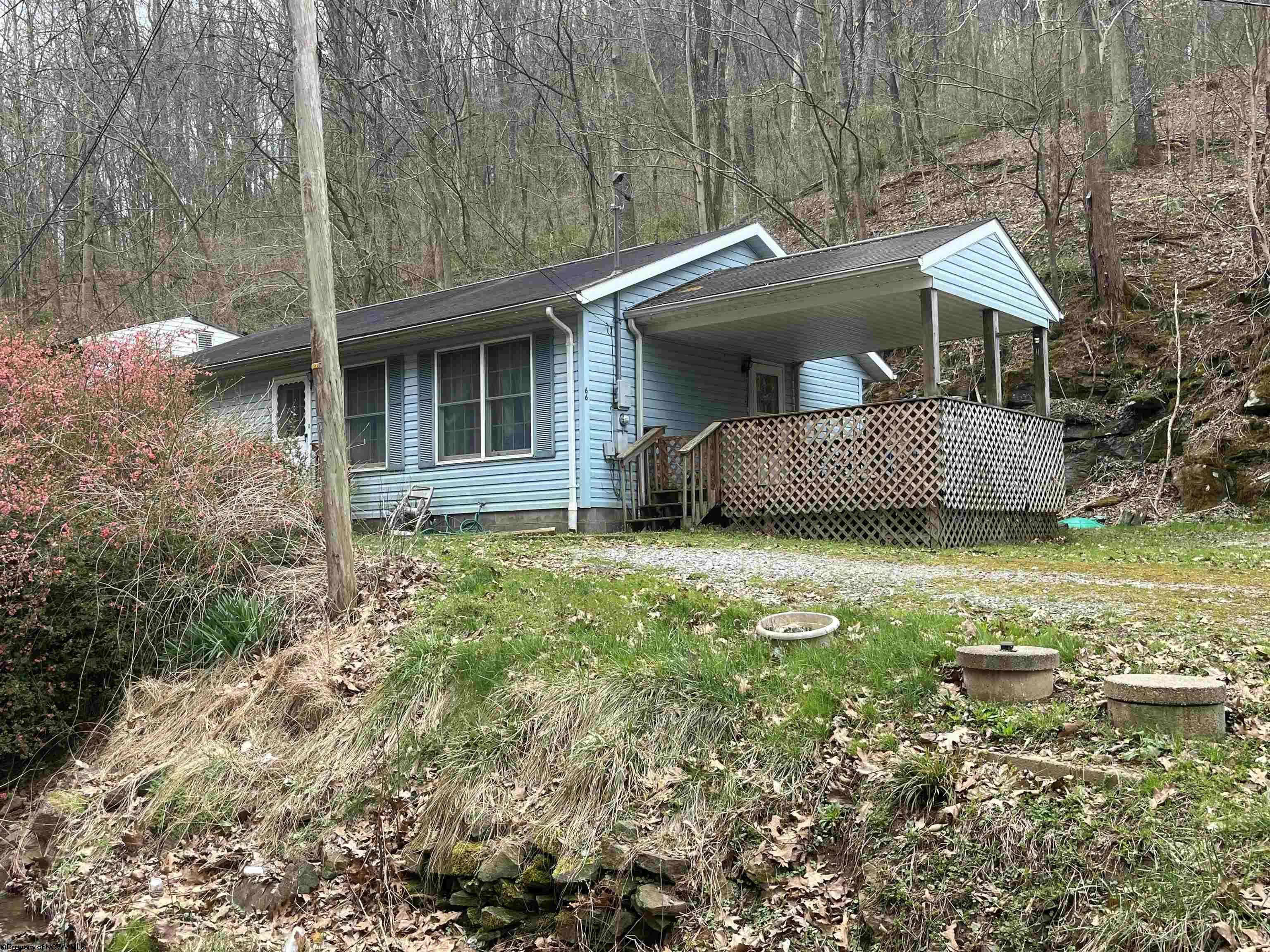 66 Arnold Hollow Road, Weston, WV 26452