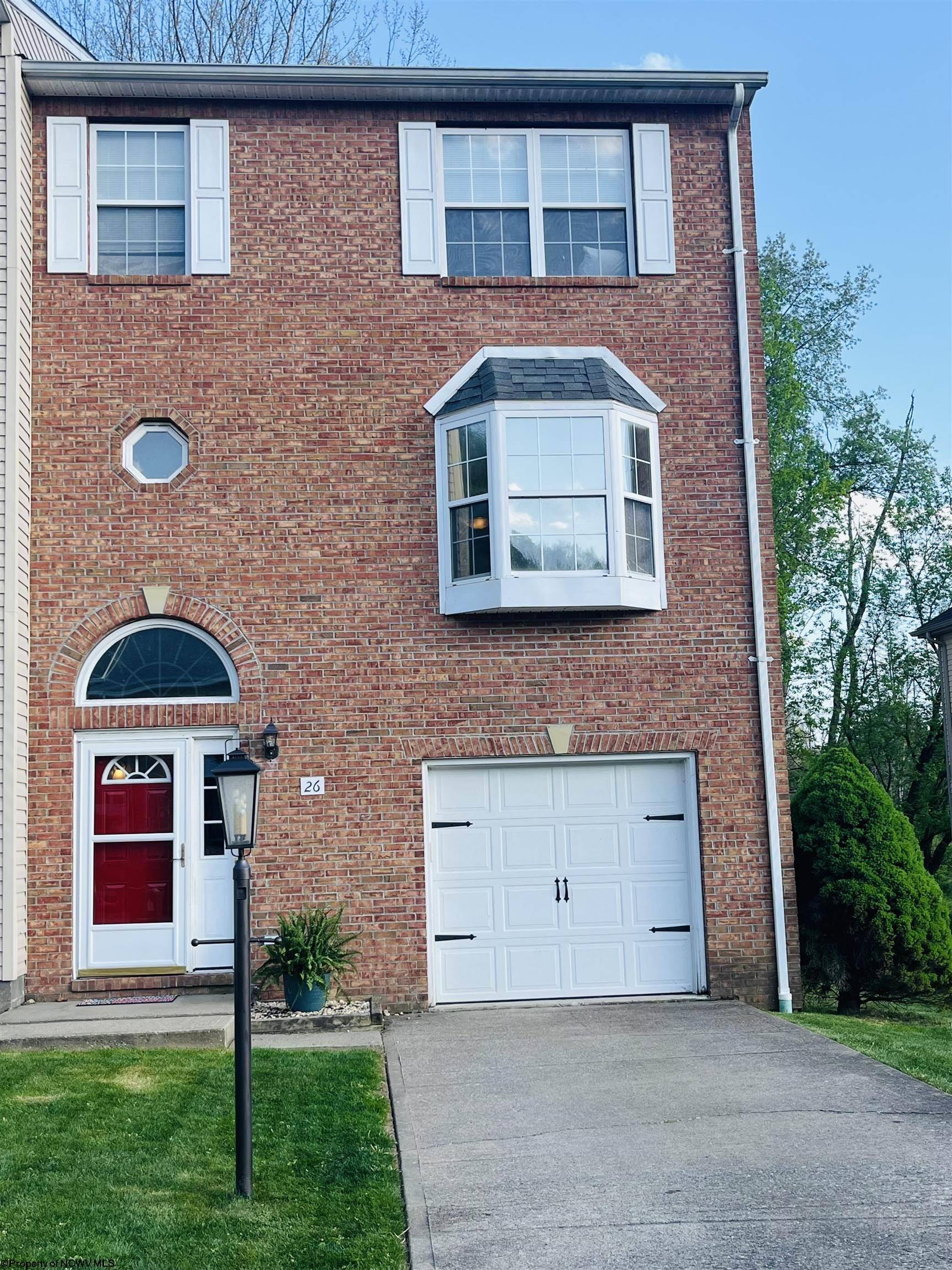 26 Fairway, Mount Clare, WV 26408
