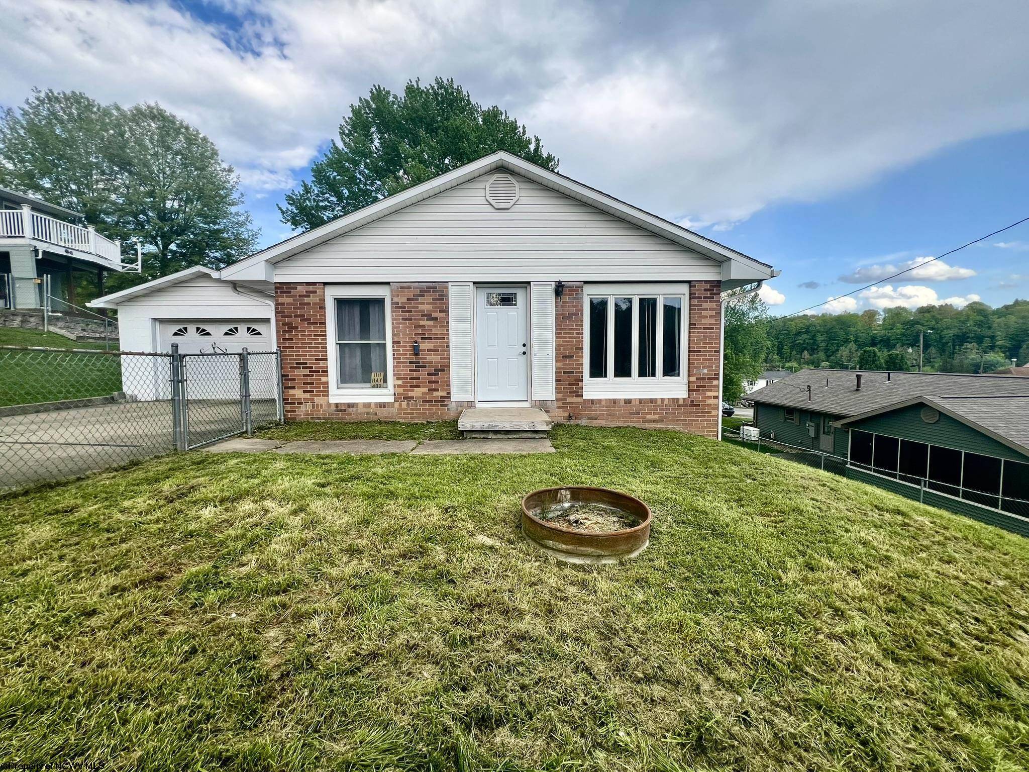 502 Hayhurst Street, Rivesville, WV 26588