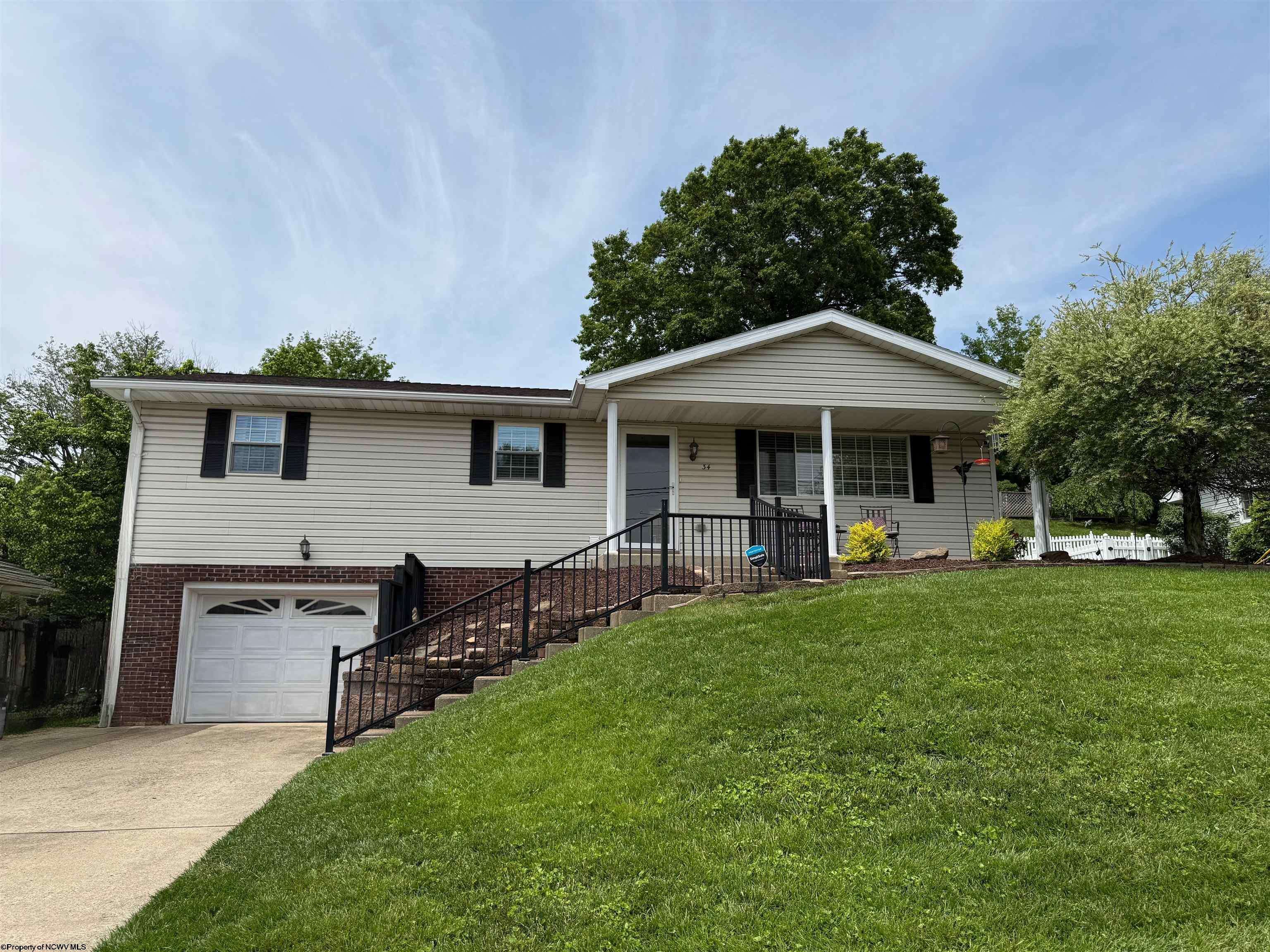 34 Millbrook Road, Bridgeport, WV 26330