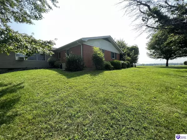 Elizabethtown, KY 42701,2318 Roundtop Road