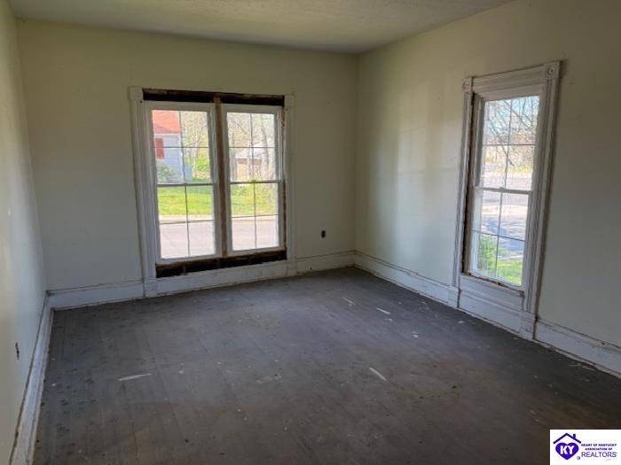 Elizabethtown, KY 42701,237 W Poplar Avenue