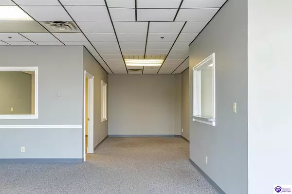 Elizabethtown, KY 42701,950 N Mulberry Street
