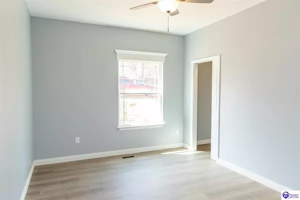 Vine Grove, KY 40175,1007 Burns Road