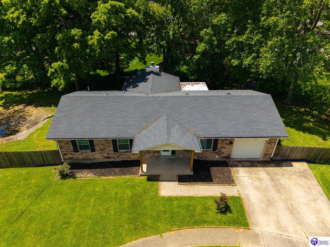 Radcliff, KY 40160,806 Yates Drive