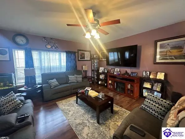 Vine Grove, KY 40175,132 Vineland Parkway