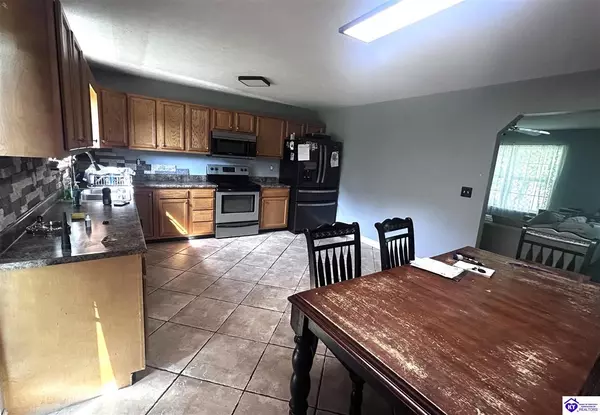 Vine Grove, KY 40175,185 Patriot Way