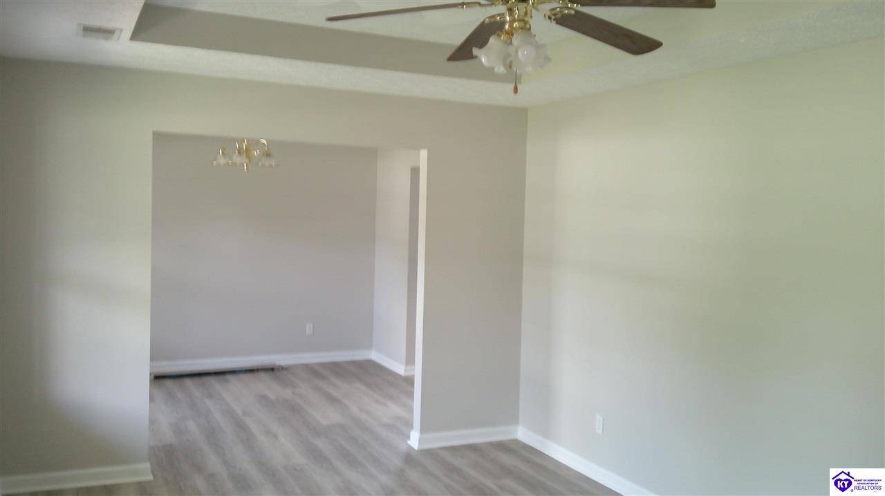Bardstown, KY 40004,105 Foster Court