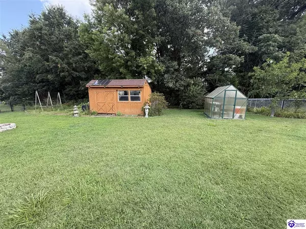 Vine Grove, KY 40175,102 Burgundy Court