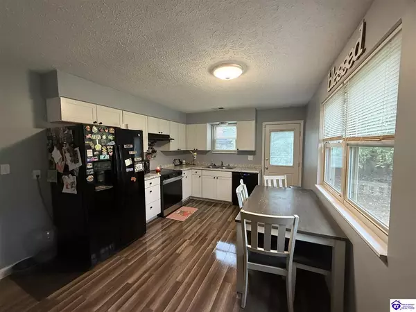 Elizabethtown, KY 42701,1009 Greenway Drive