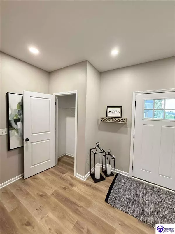 Elizabethtown, KY 42701,304 D Village Brooke Drive