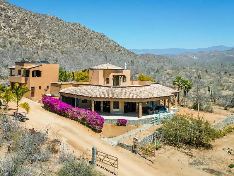 KM67 Transpeninsular Hwy 19 #Homes & Lots 26-Acres, Pacific, Baja