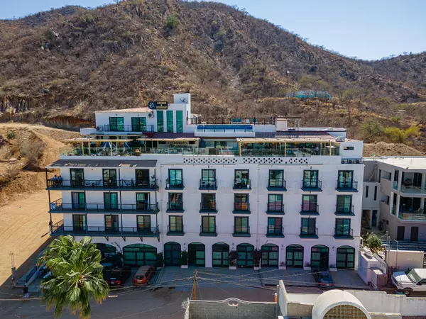 1921 calle 8 de  octubre 1921 #Morgan, Cabo San Lucas, Baja