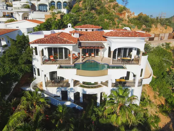 Villa Blanca - Camino Bonito, Cabo San Lucas, Baja