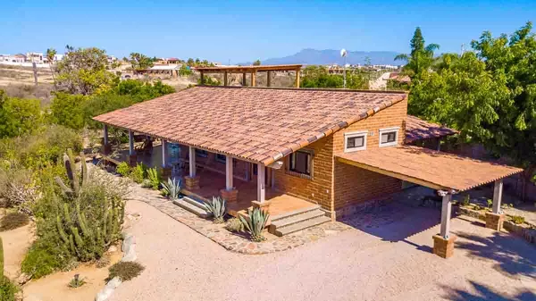 Pacific, Baja,0998 Casa Classica Calle Mango #Todos Santos