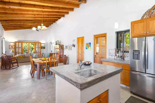 Pacific, Baja,0998 Casa Classica Calle Mango #Todos Santos