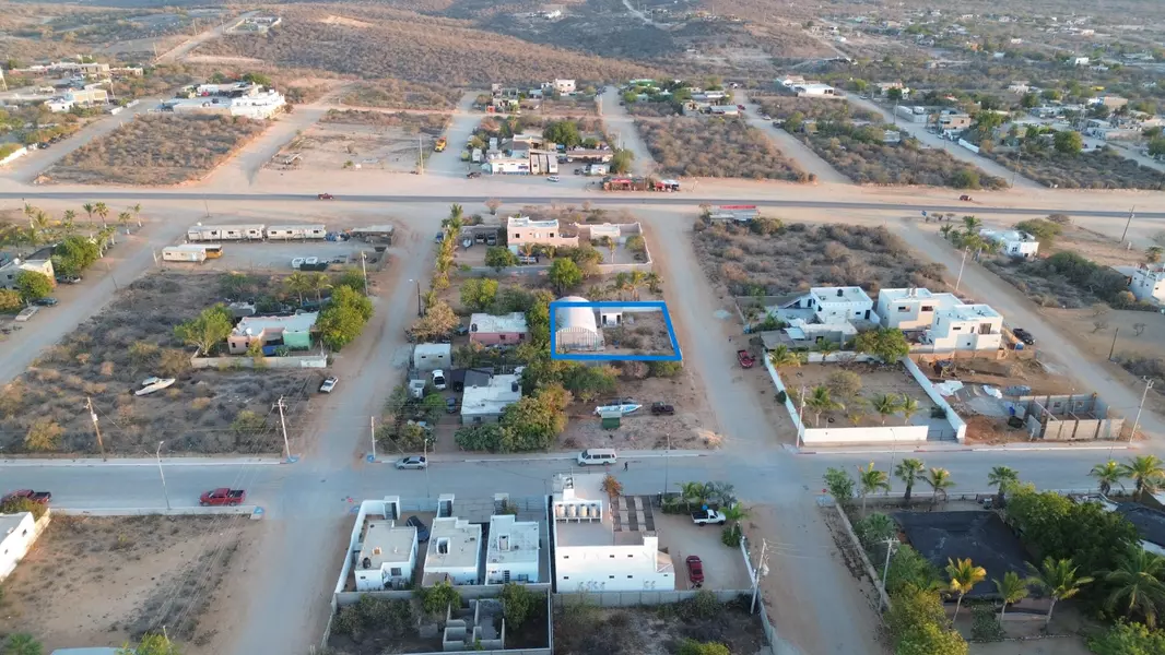 Mza 58 EMILIANO MACKLIS lte 1 #BOUGAMBILIAS LOT, East Cape, Baja