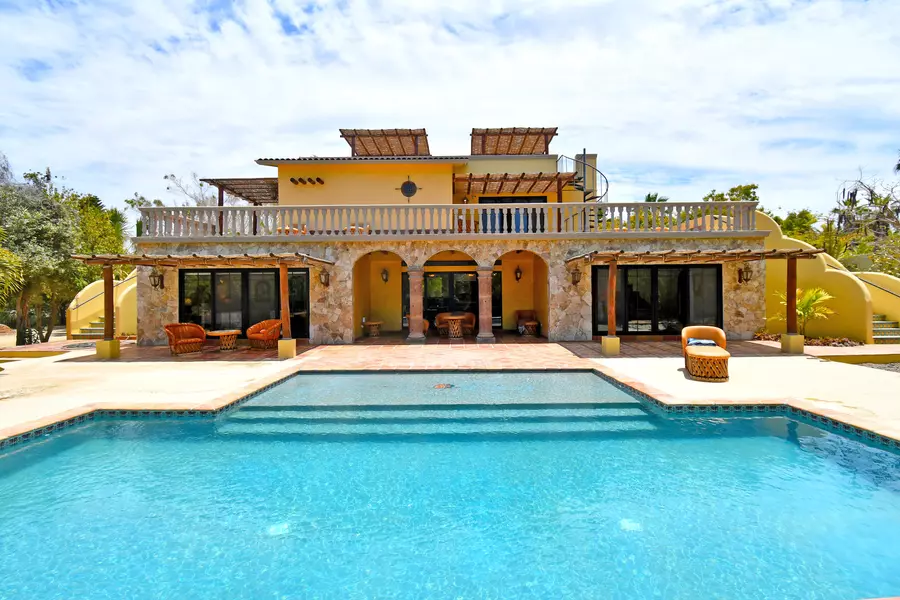 #Secret Garden Estate, Pacific, Baja